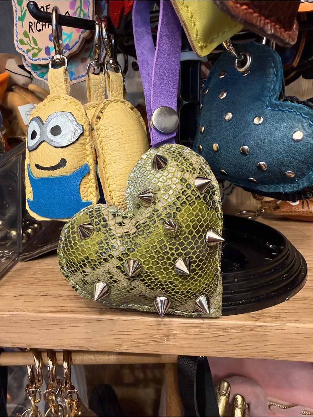 Edgy Puffy Heart Charm - Picture 3 of 4